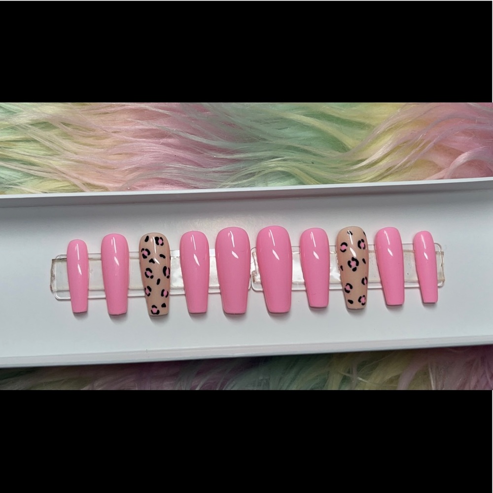 Gel press on nails